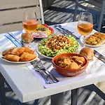 Hotel Vigla Aegiali