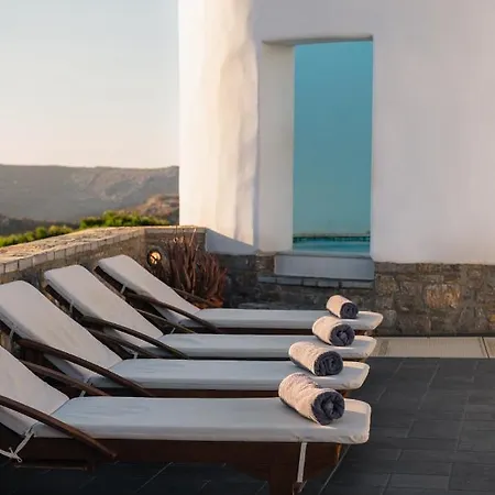 Hotel Vigla 4*