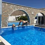 Vigla Hotel 4*