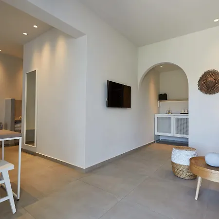Vigla Hotel 4*