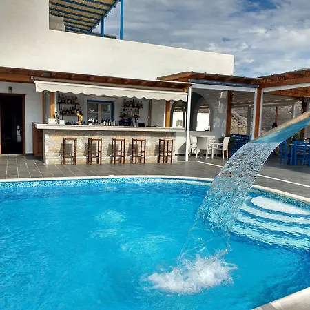 Hotel Vigla 4*