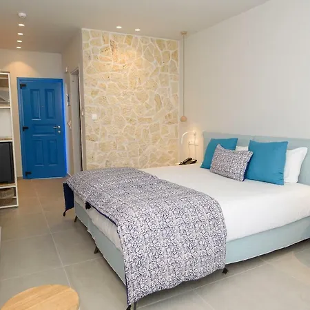 Vigla Hotel 4*